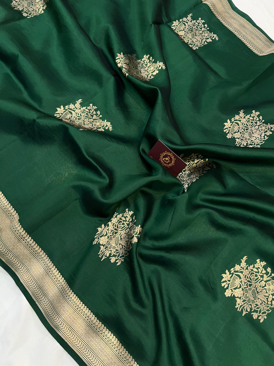 Green Pure Banarasi Handloom Silk Saree - Aura Benaras