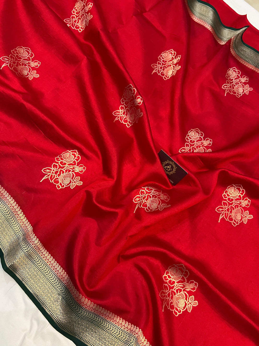 Red Pure Banarasi Handloom Silk Saree - Aura Benaras