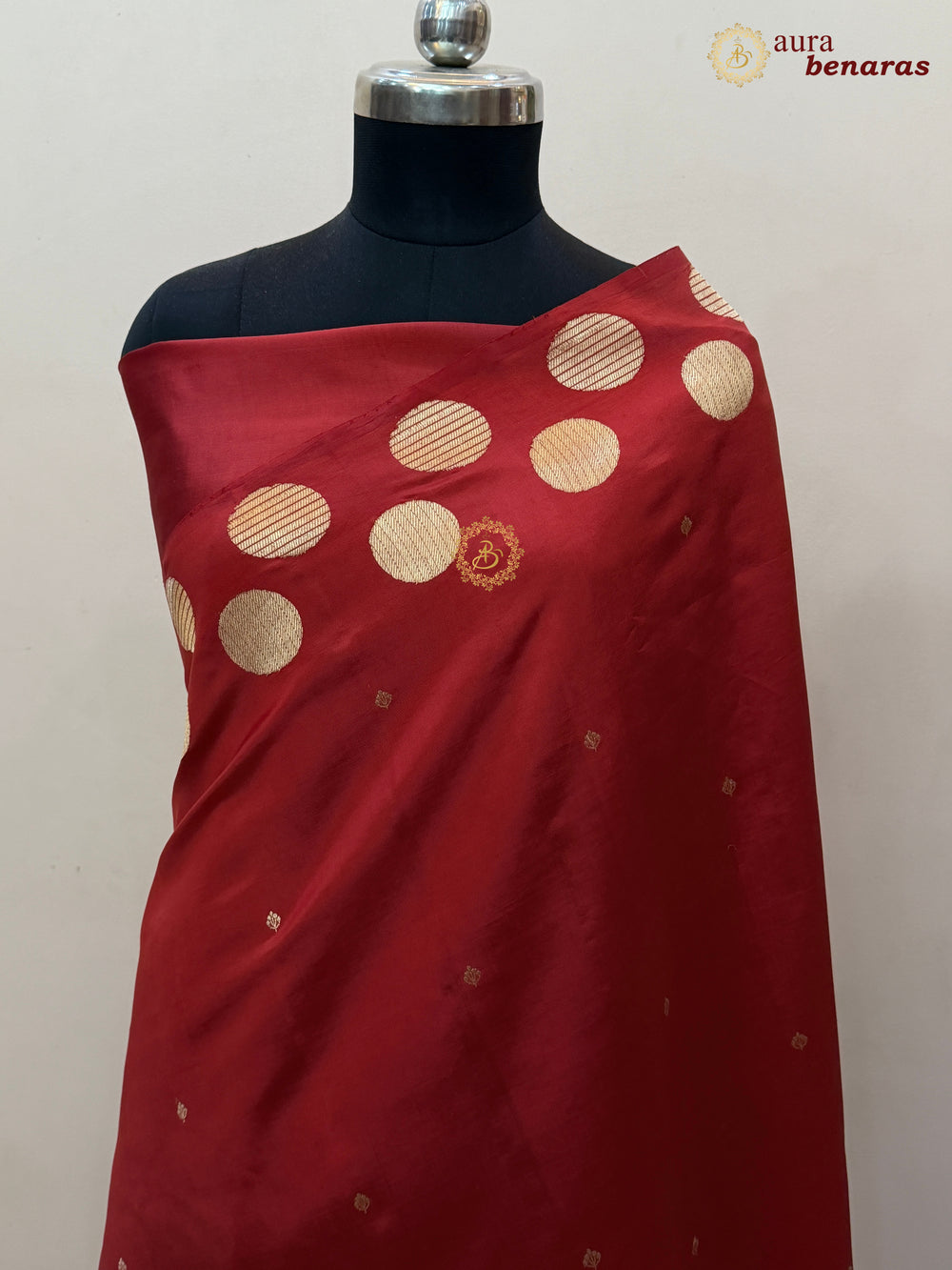 Deep Red  Pure Katan Silk Banarasi Saree Kadhwa Geometric Round Motifs