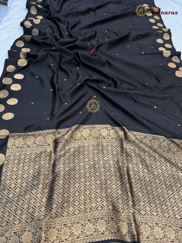 Black Pure Katan Silk Banarasi Saree Kadhwa Geometric Round Motifs