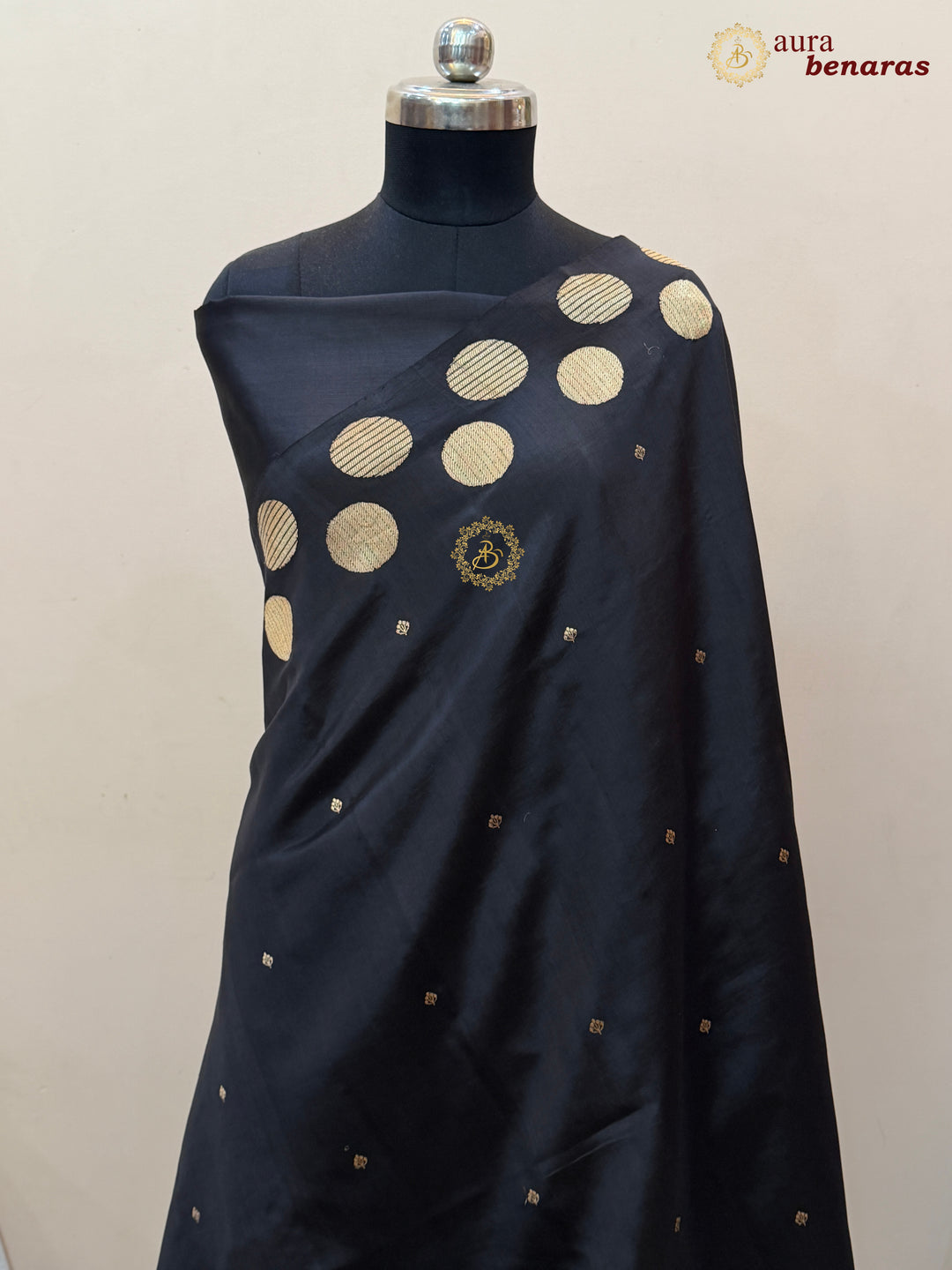 Black Pure Katan Silk Banarasi Saree Kadhwa Geometric Round Motifs