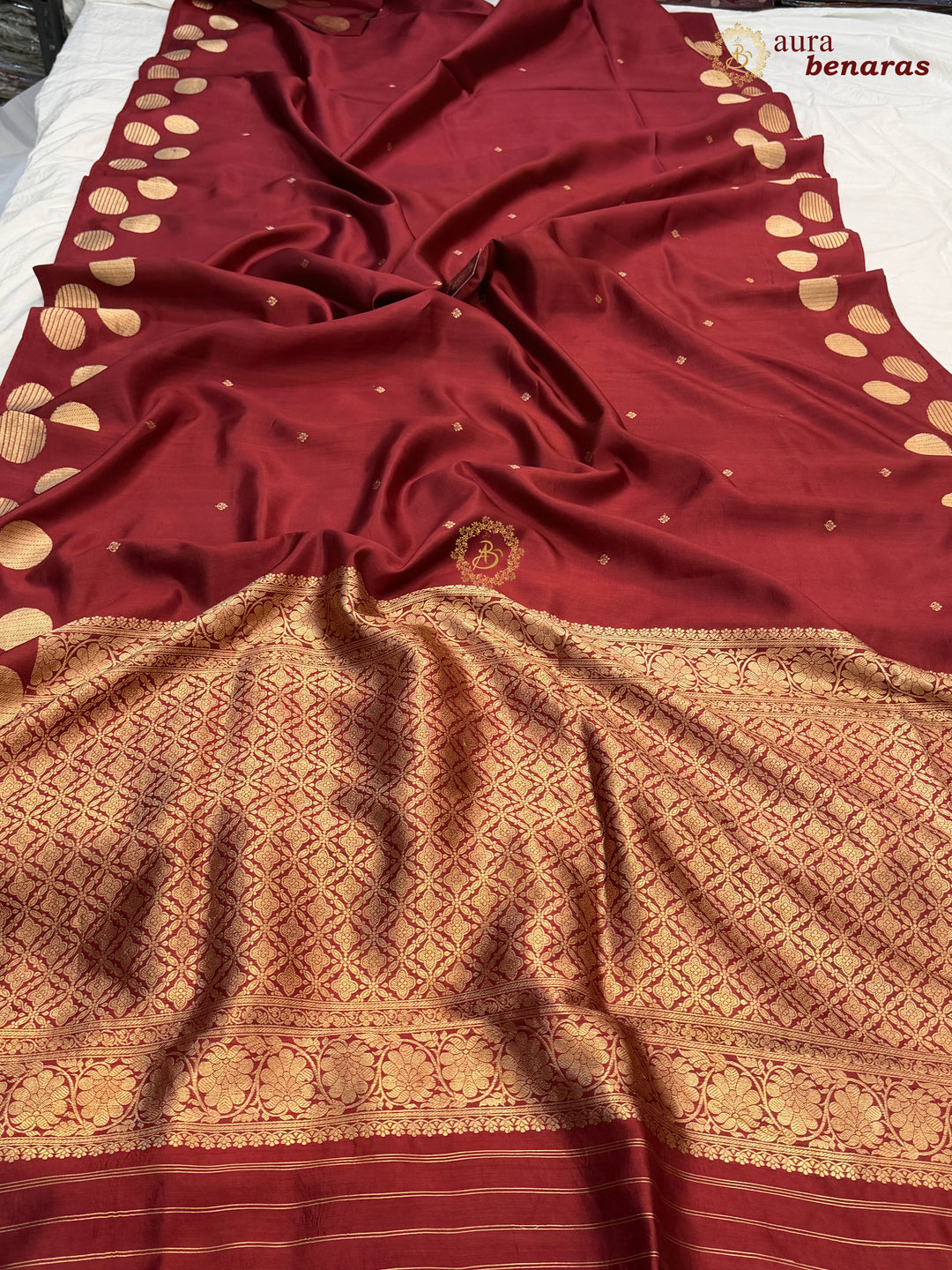 Maroon Pure Katan Silk Banarasi Saree Kadhwa Geometric Round Motifs