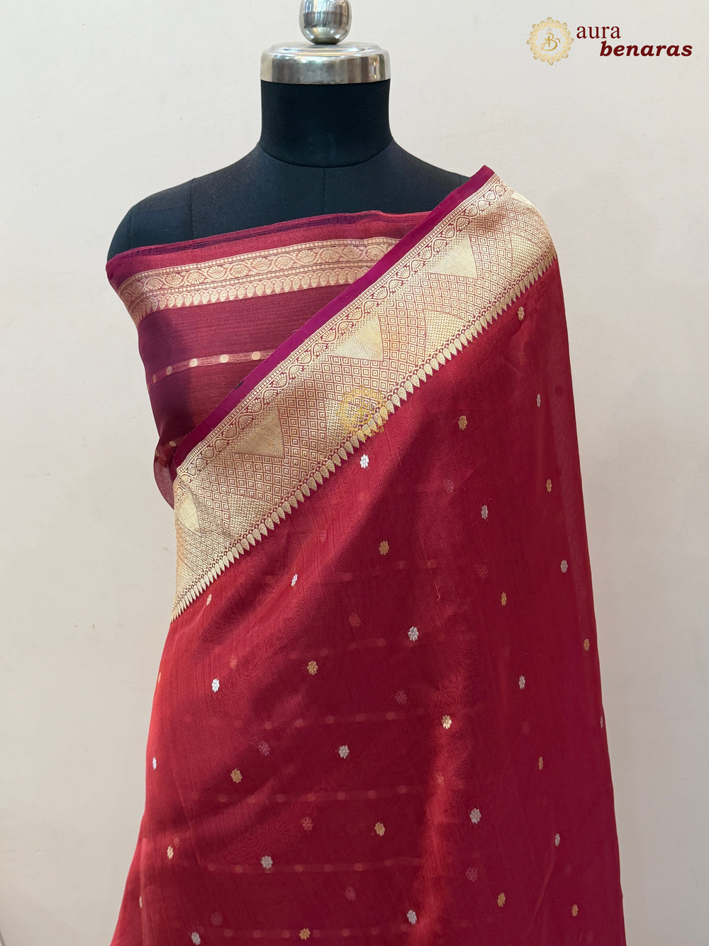 Radish Pink Banarasi Handloom Organza Tissue Silk Saree - Aura Benaras