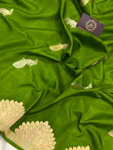 Mehendi Green Pure Banarasi Handloom Katan Silk Saree - Aura Benaras