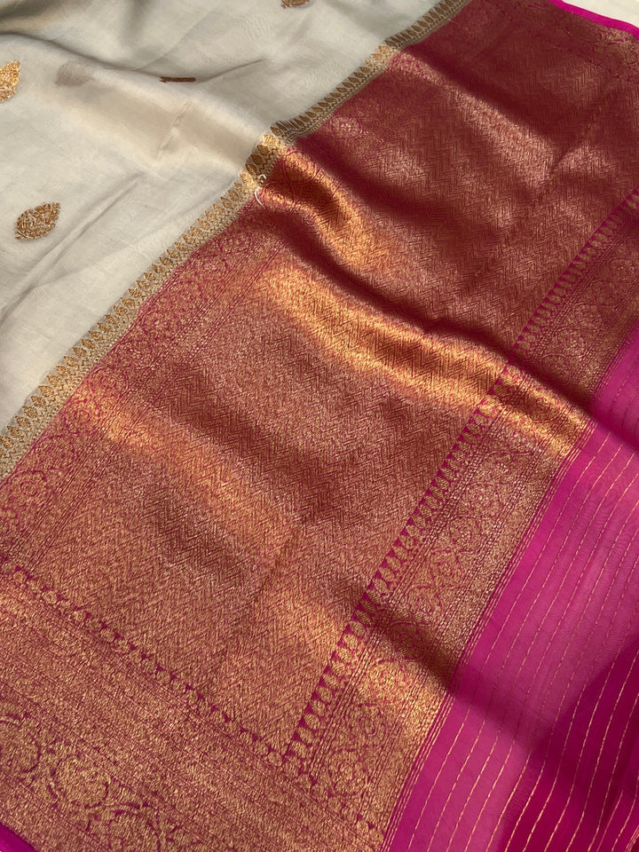 Smoke Grey Banarasi Handloom Kora Silk Saree - Aura Benaras