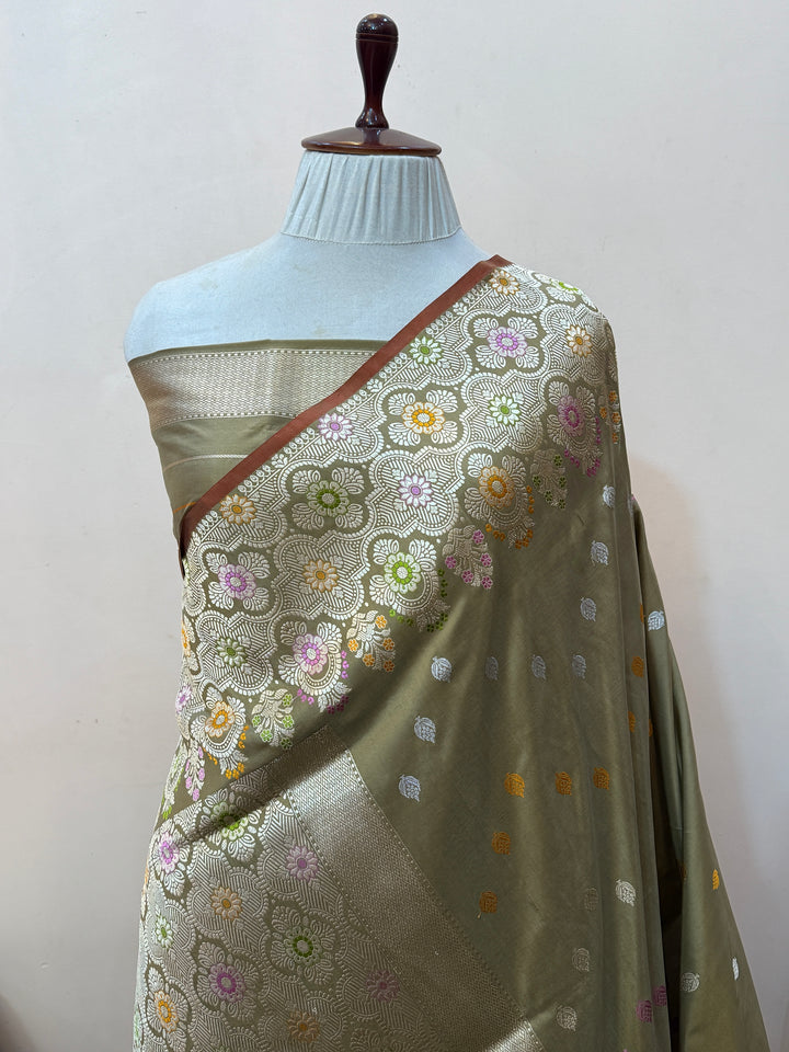 Dull Golden Pure Katan Silk Handloom Banarasi Saree