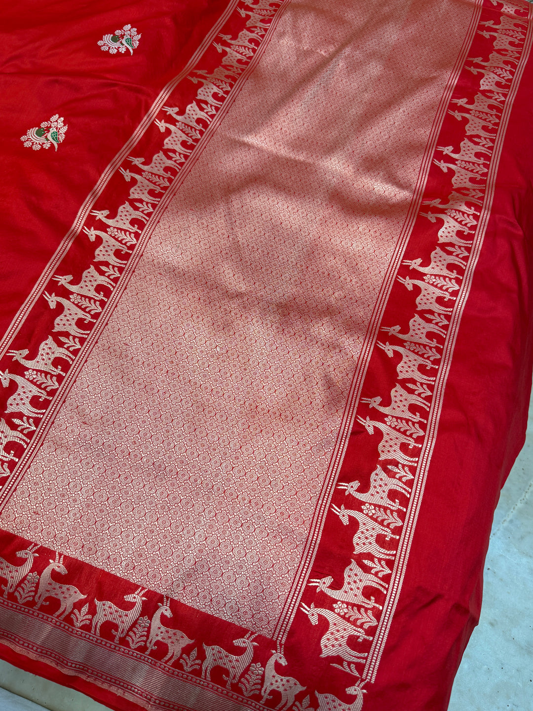 Red Katan Silk Handloom Banarasi Saree – Aura Benaras