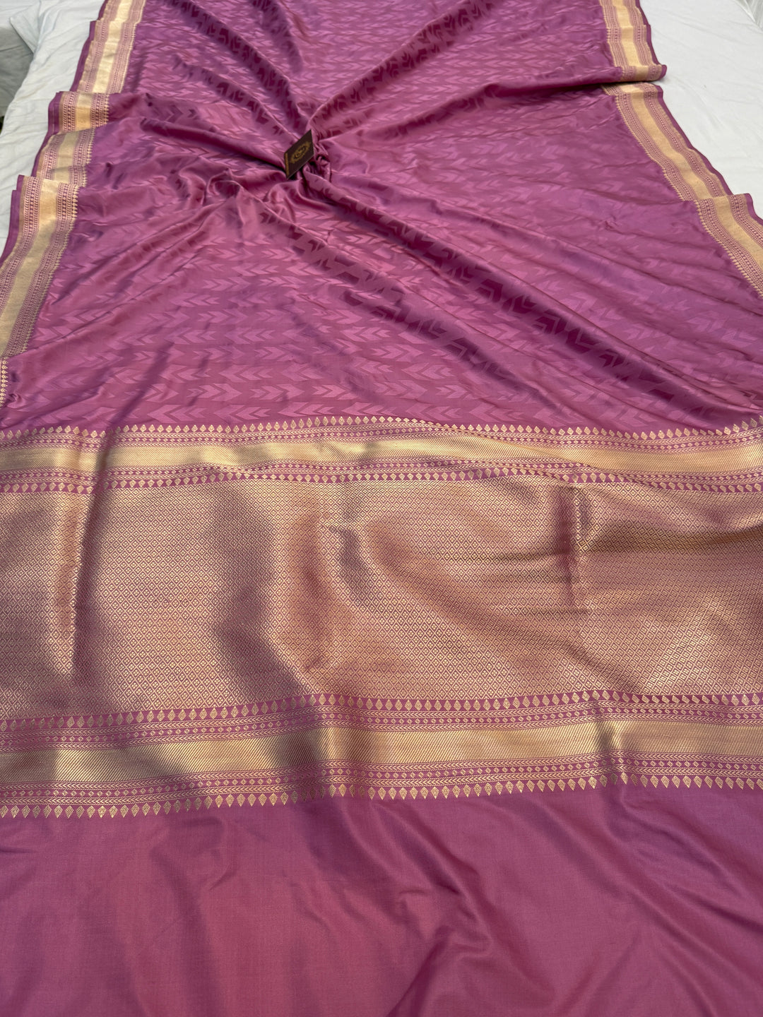 Lavender Pure Katan Satin Silk Handloom Banarasi Saree