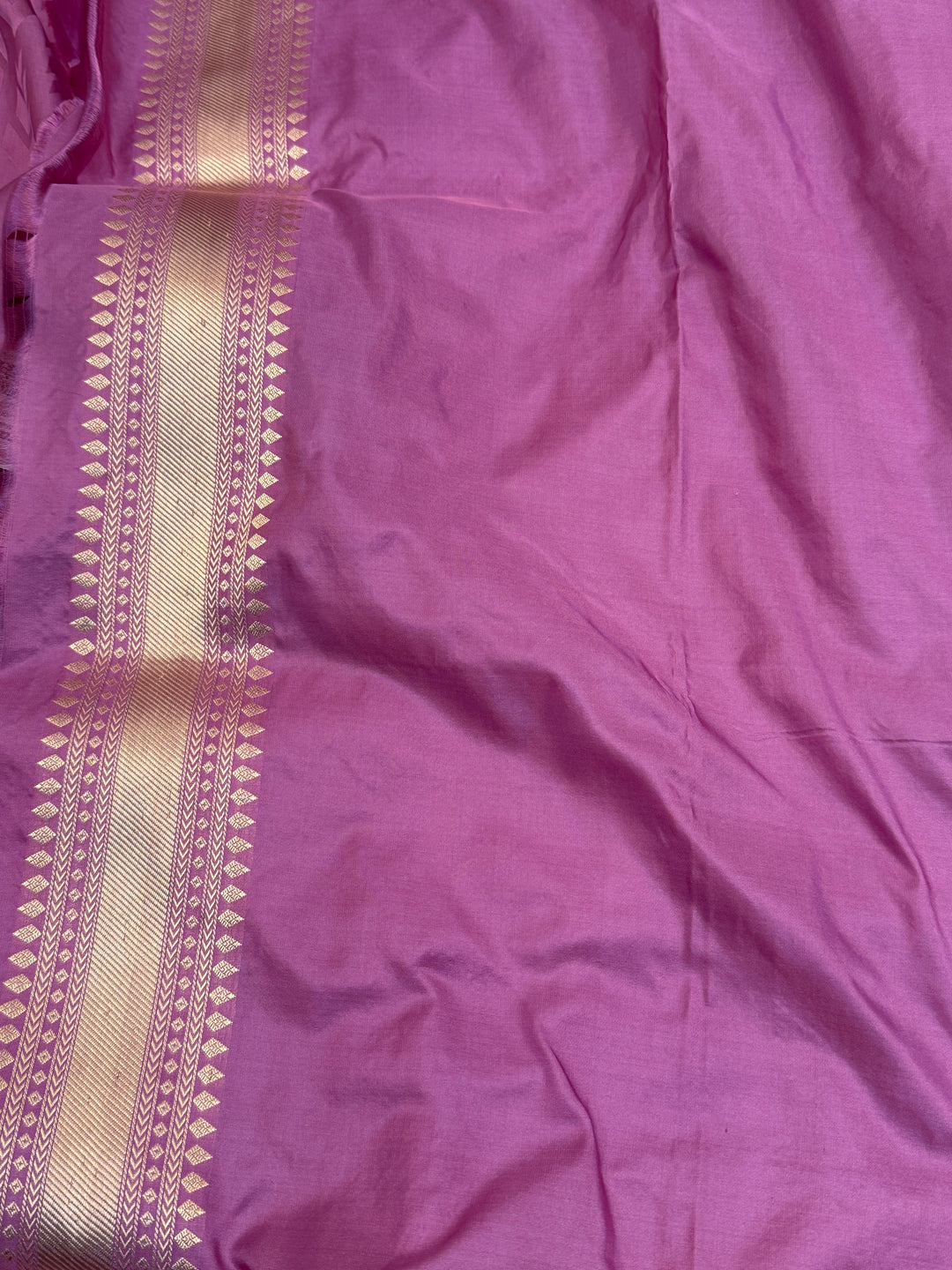 Lavender Pure Katan Satin Silk Handloom Banarasi Saree