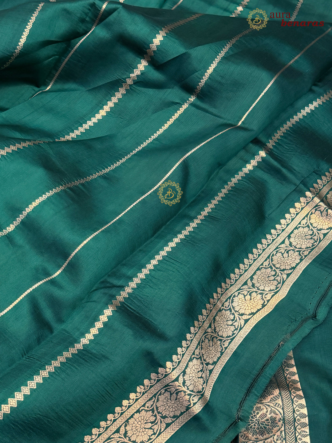 Bottle Green Pure Banarasi Handloom Silk Saree Aura Benaras