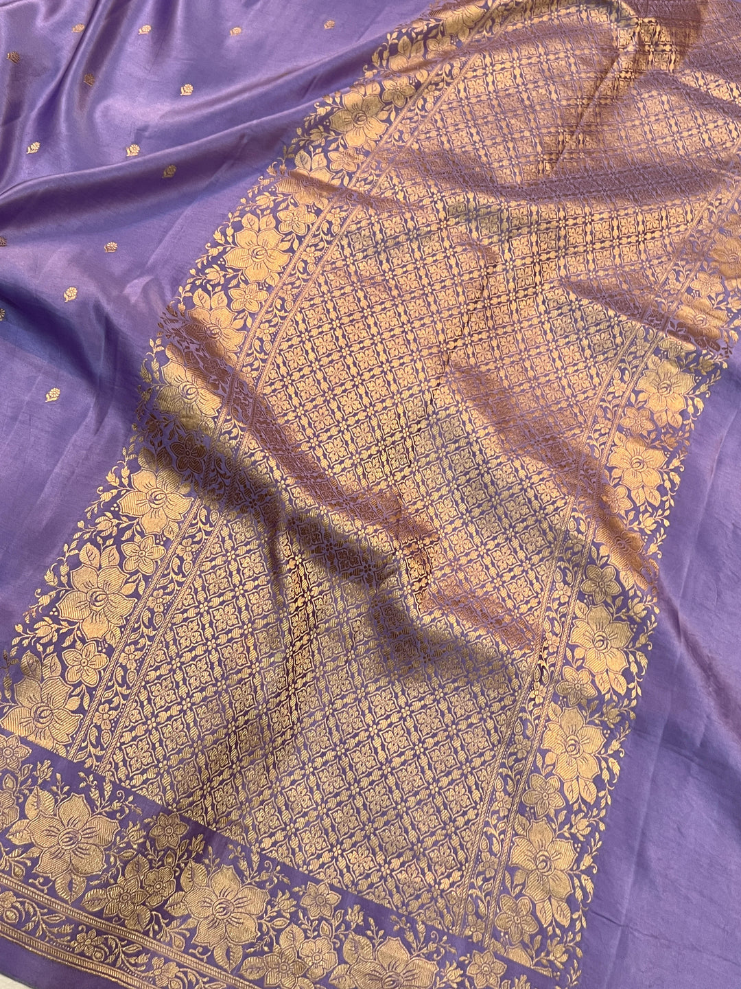 Lilac Mashru Pure Silk Banarasi Handloom Saree with kadwa motifs