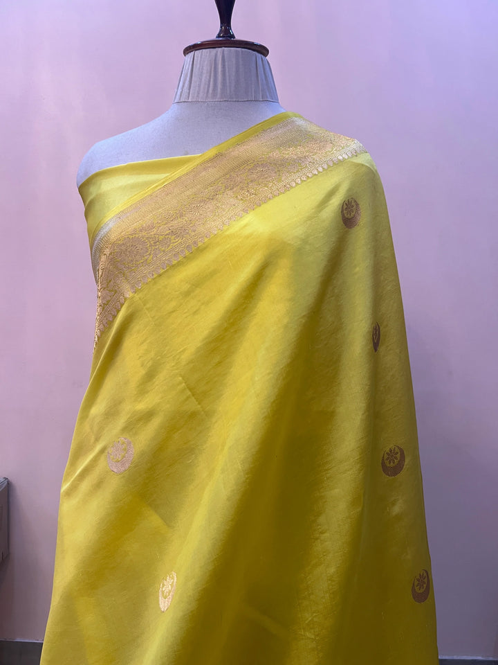 Lemon Yellow Pure Silk Handloom Banarasi Saree