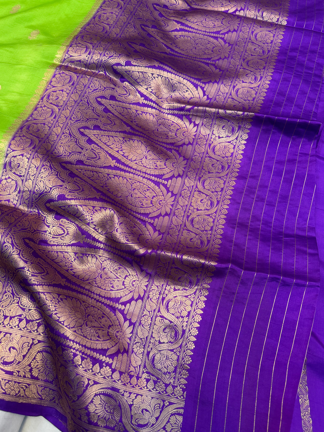 Parrot Green Banarasi Silk Saree with Kadhwa Butis 
