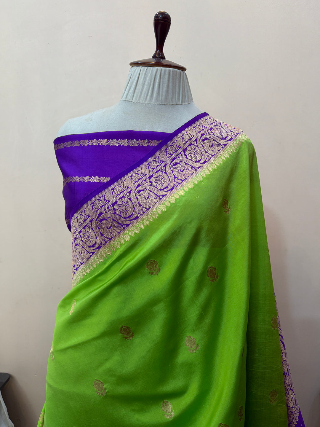 Parrot Green Banarasi Silk Saree with Kadhwa Butis 