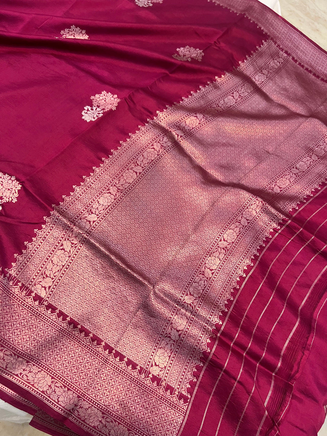 Hibiscus Pure Banarasi Handloom Silk Saree - Aura Benaras