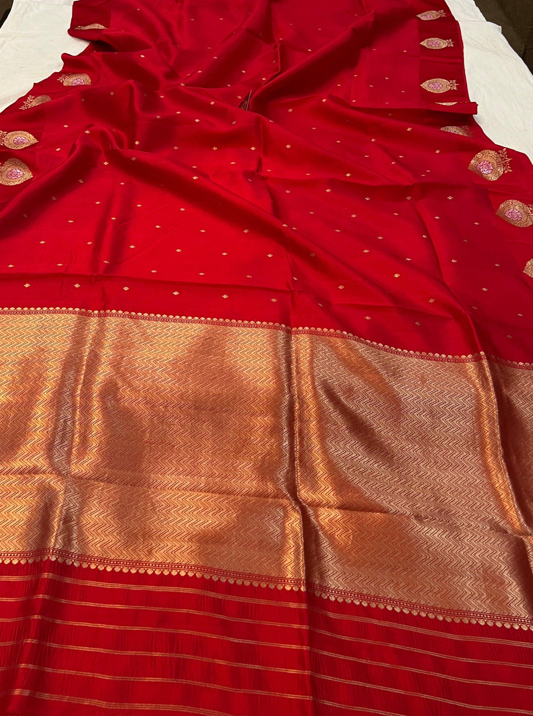 Red Pure Banarasi Handloom Silk Saree - Aura Benaras