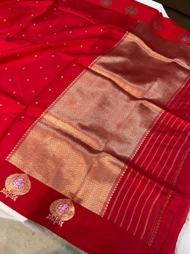 Red Pure Banarasi Handloom Silk Saree - Aura Benaras