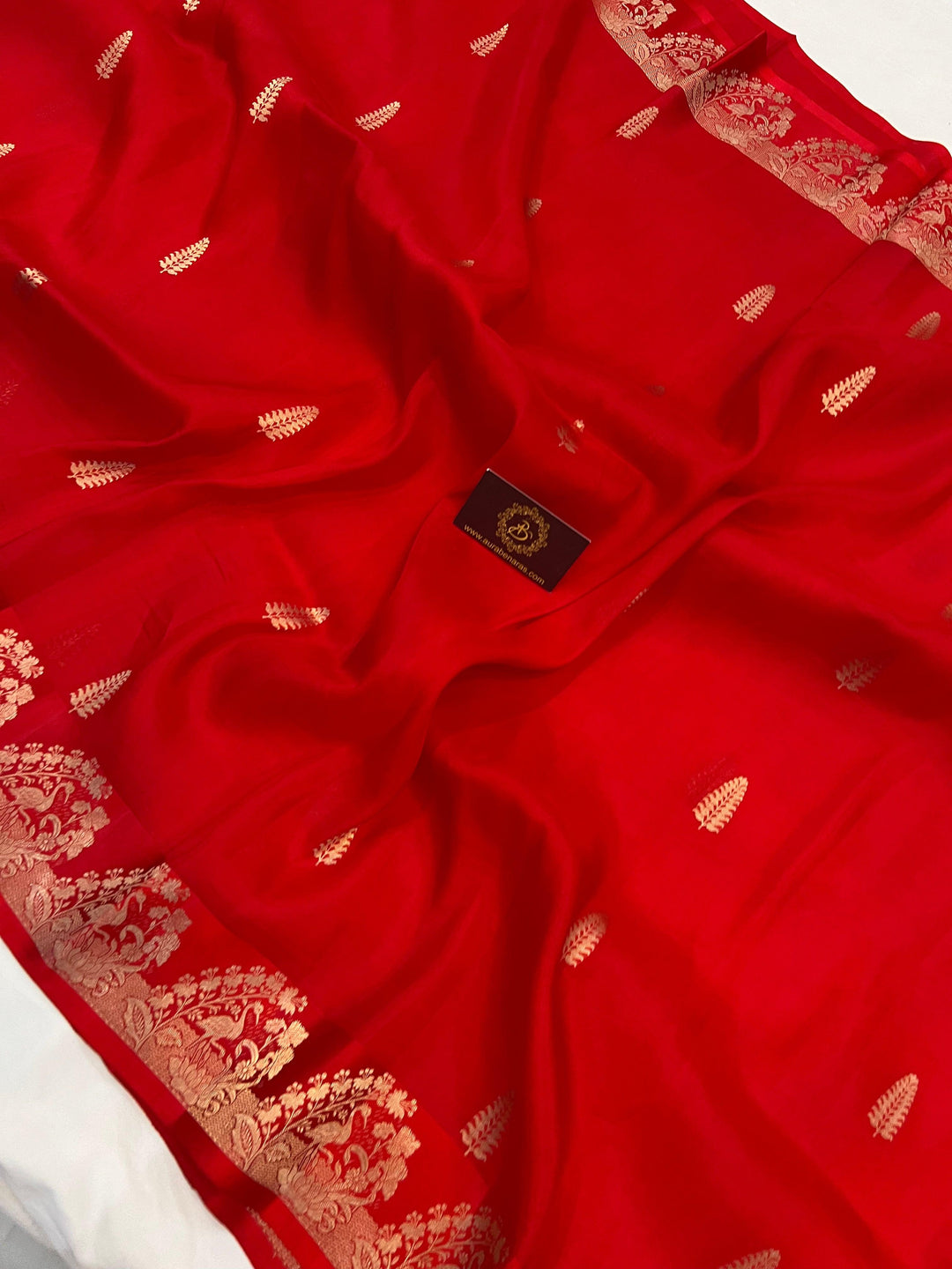 Red Banarasi Handloom Kora Katan Silk Saree - Aura Benaras