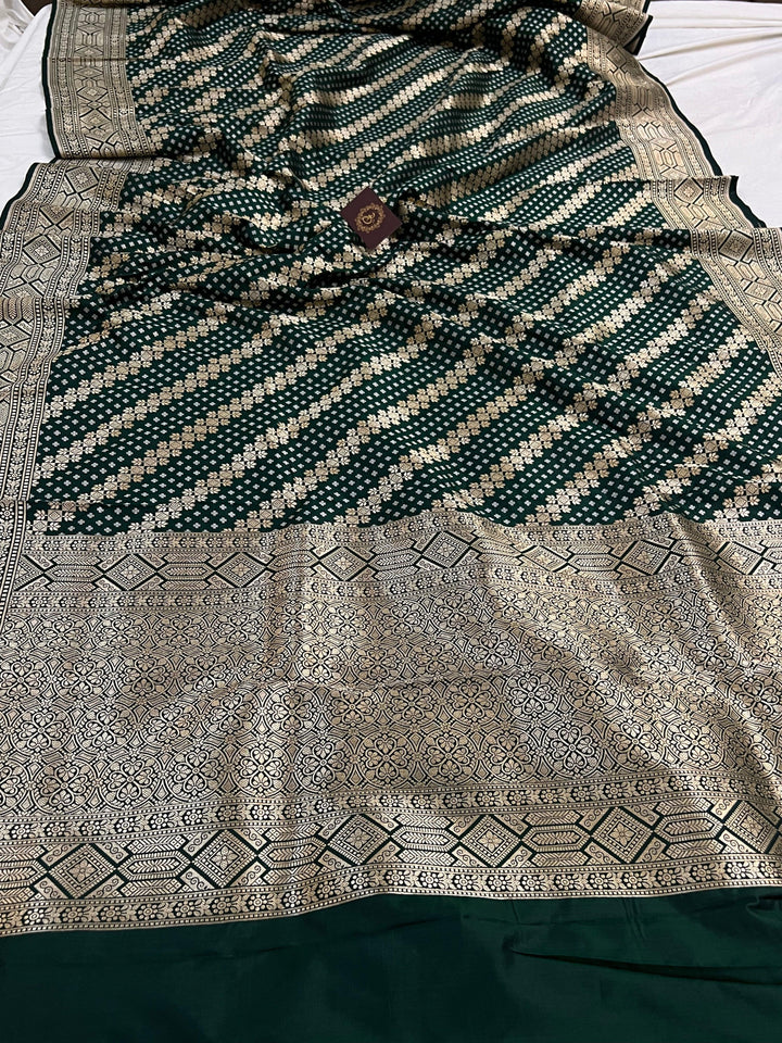 Bottle Green Pure Banarasi Handloom Katan Silk Saree - Aura Benaras