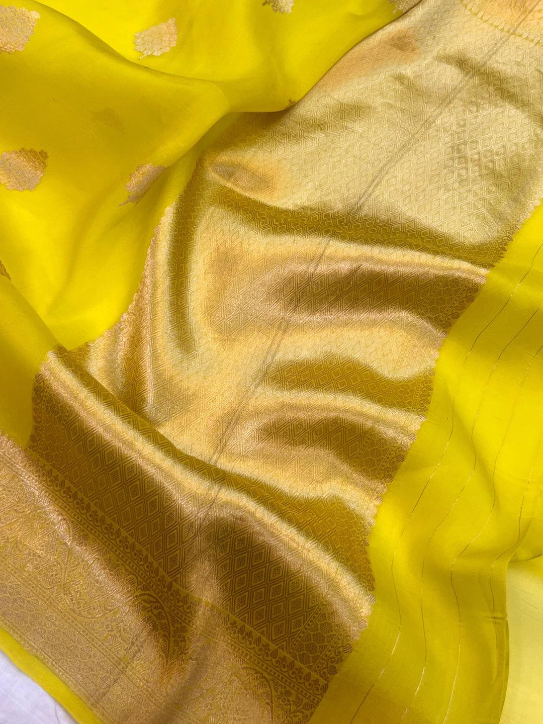 Lemon Yellow Banarasi Handloom Kora Silk Saree