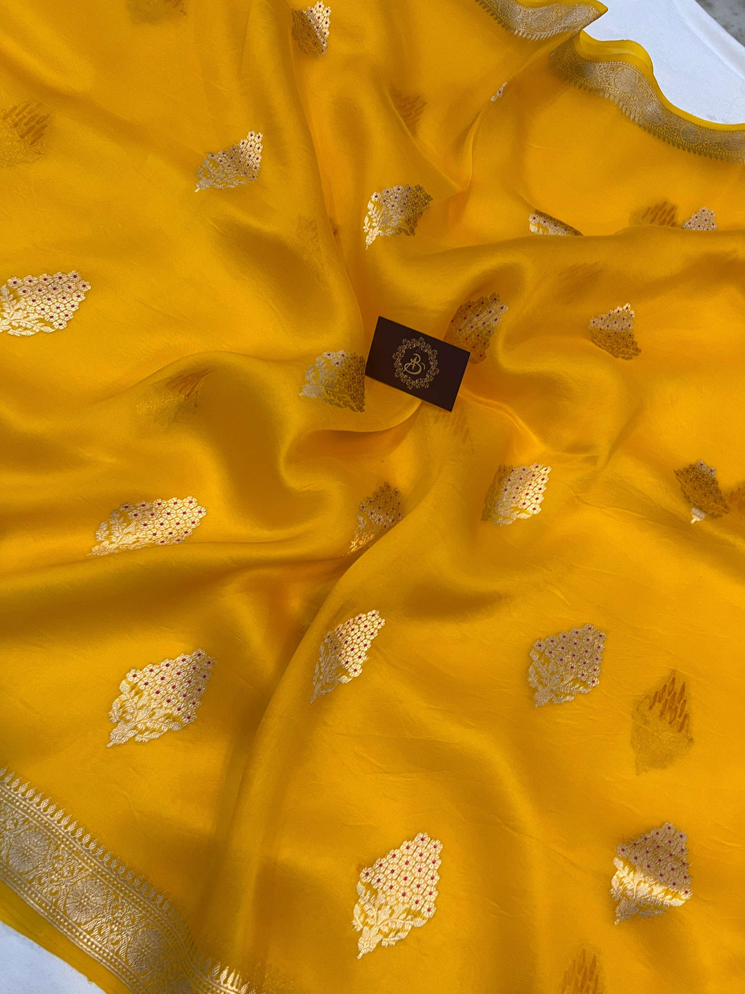 Yellow Pure Banarasi Handloom Silk Saree - Aura Benaras