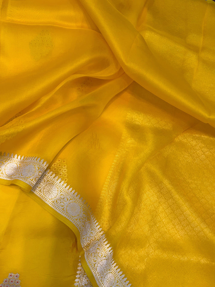 Yellow Pure Banarasi Handloom Silk Saree - Aura Benaras