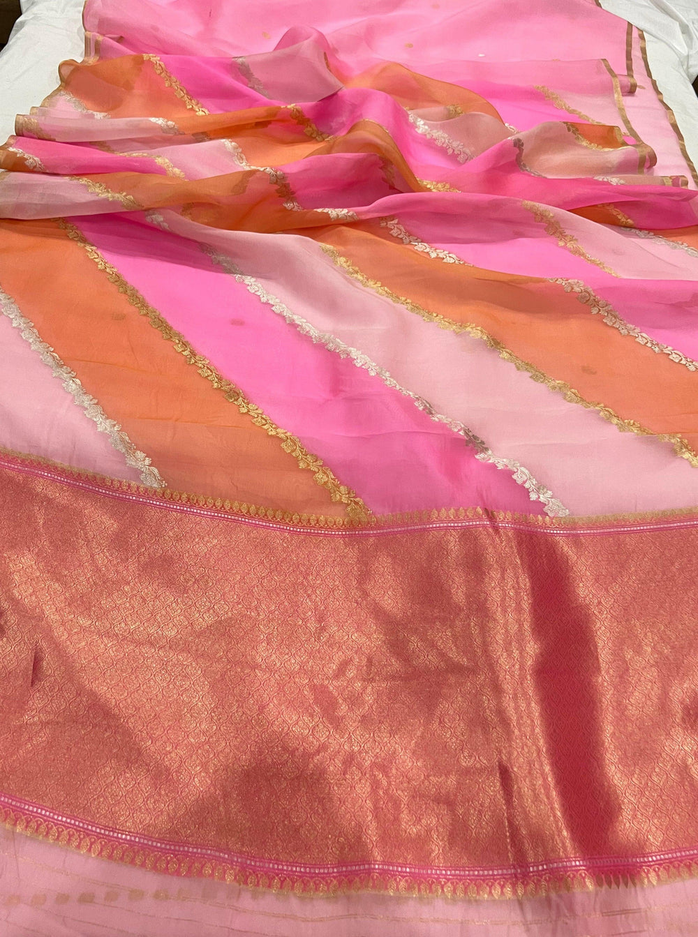 Baby Pink Banarasi Handloom Kora Silk Saree - Aura Benaras