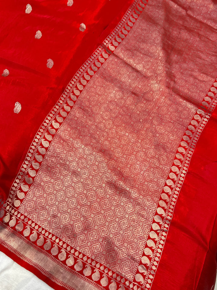 Red Pure Mashru Silk Handloom Banarasi Saree