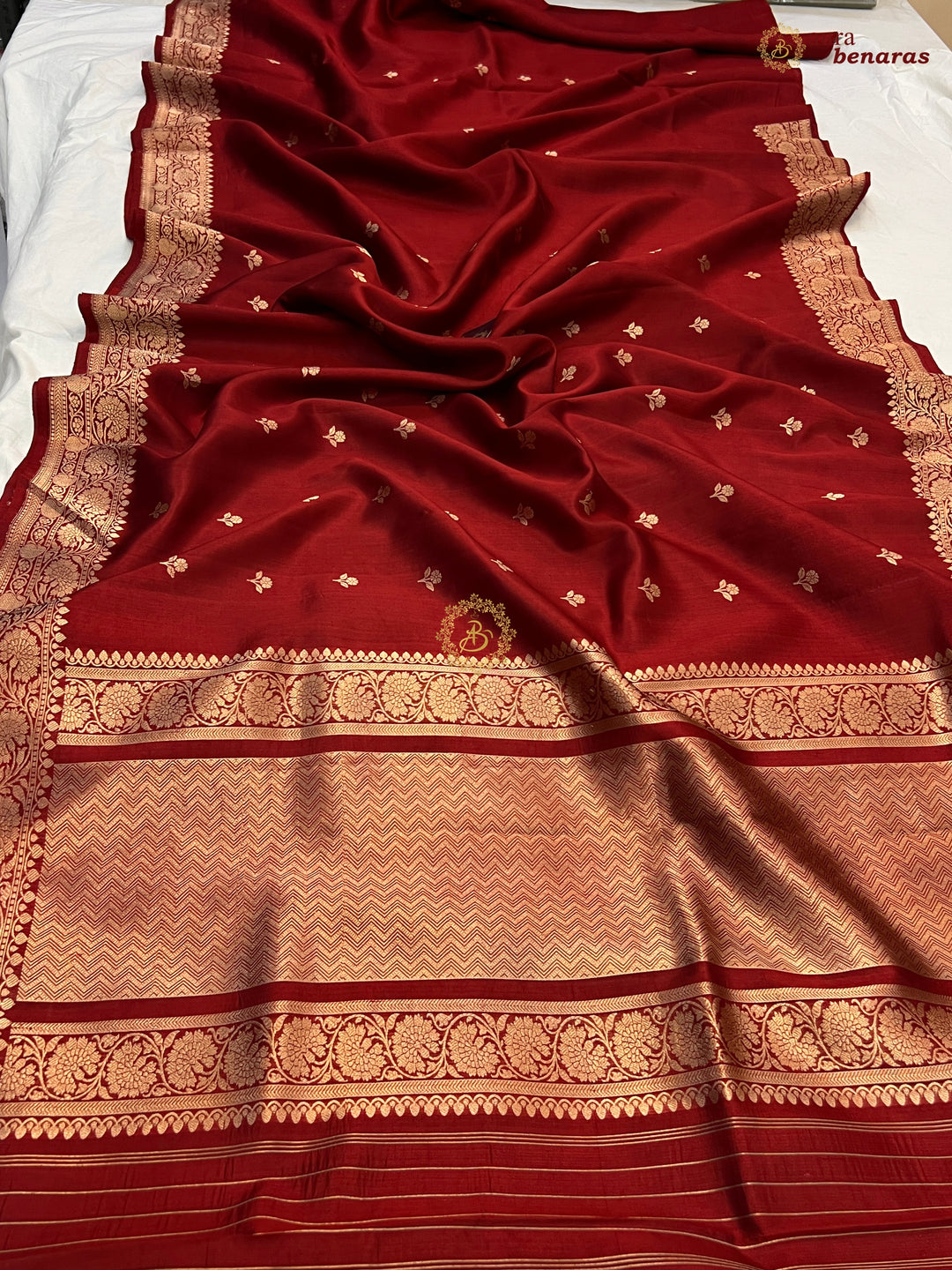 Buy Maroon Pure Banarasi Handloom Silk Saree Aura Benaras