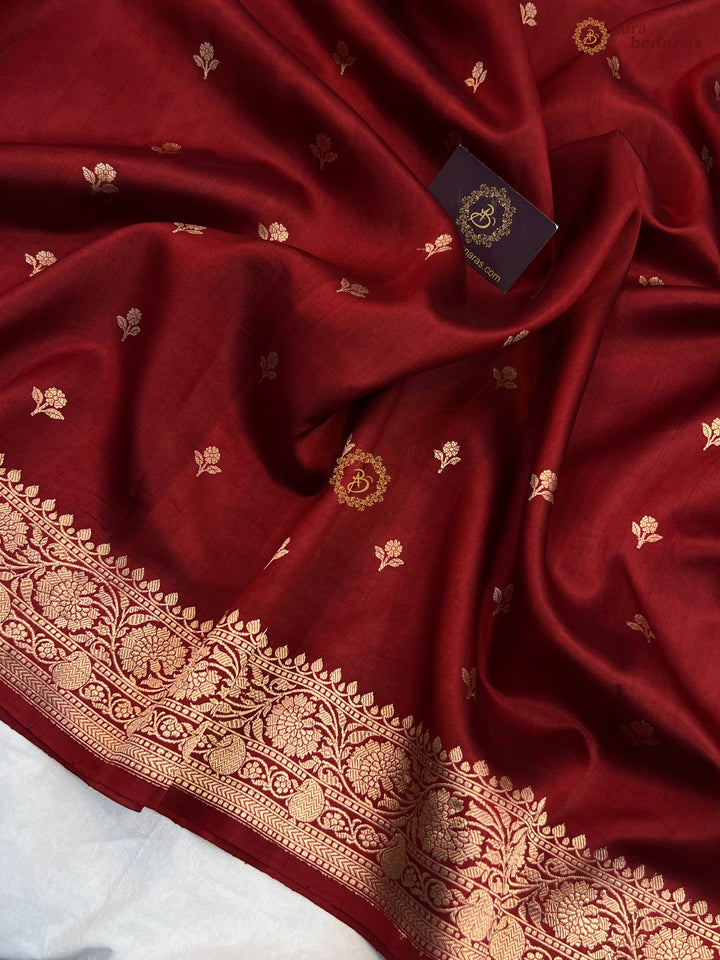 Buy Maroon Pure Banarasi Handloom Silk Saree Aura Benaras