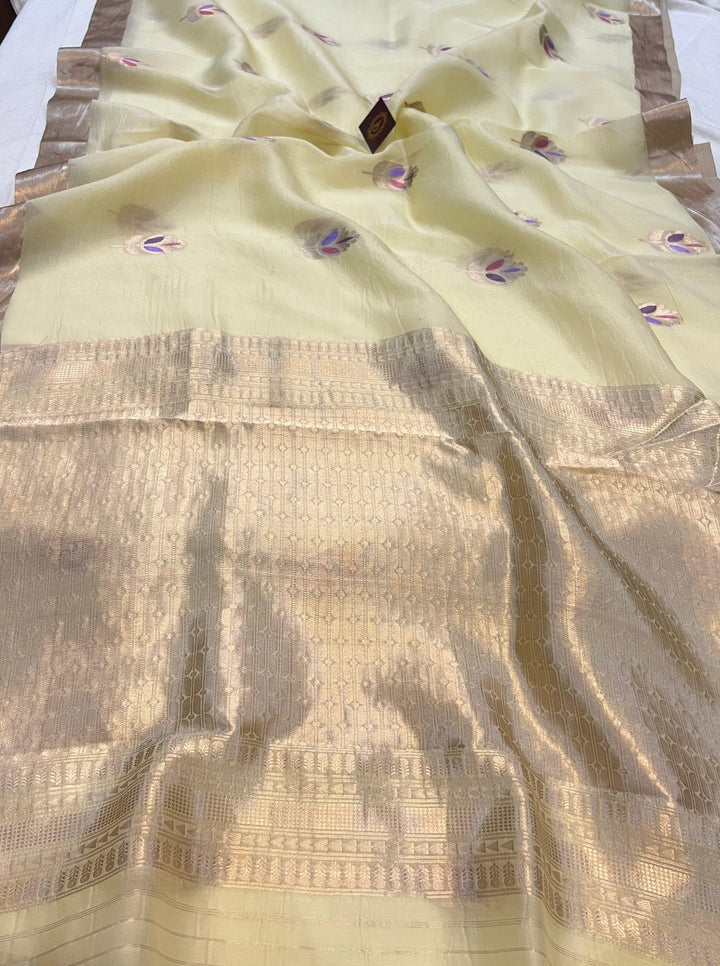 Pani Yellow Pure Banarasi Handloom Silk Saree - Aura Benaras