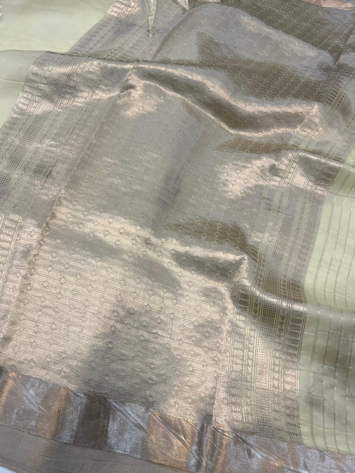 Pani Yellow Pure Banarasi Handloom Silk Saree - Aura Benaras