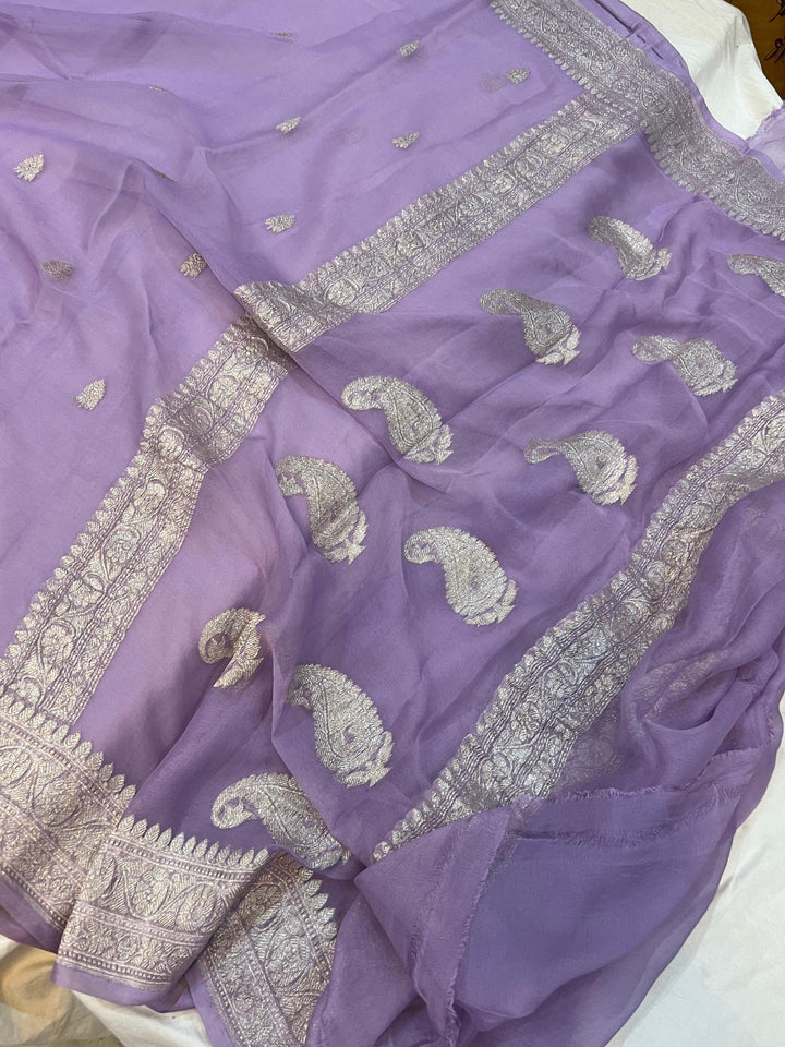 Pastel Lavender Khaddi Chiffon Banarasi Handloom Saree - Aura Benaras