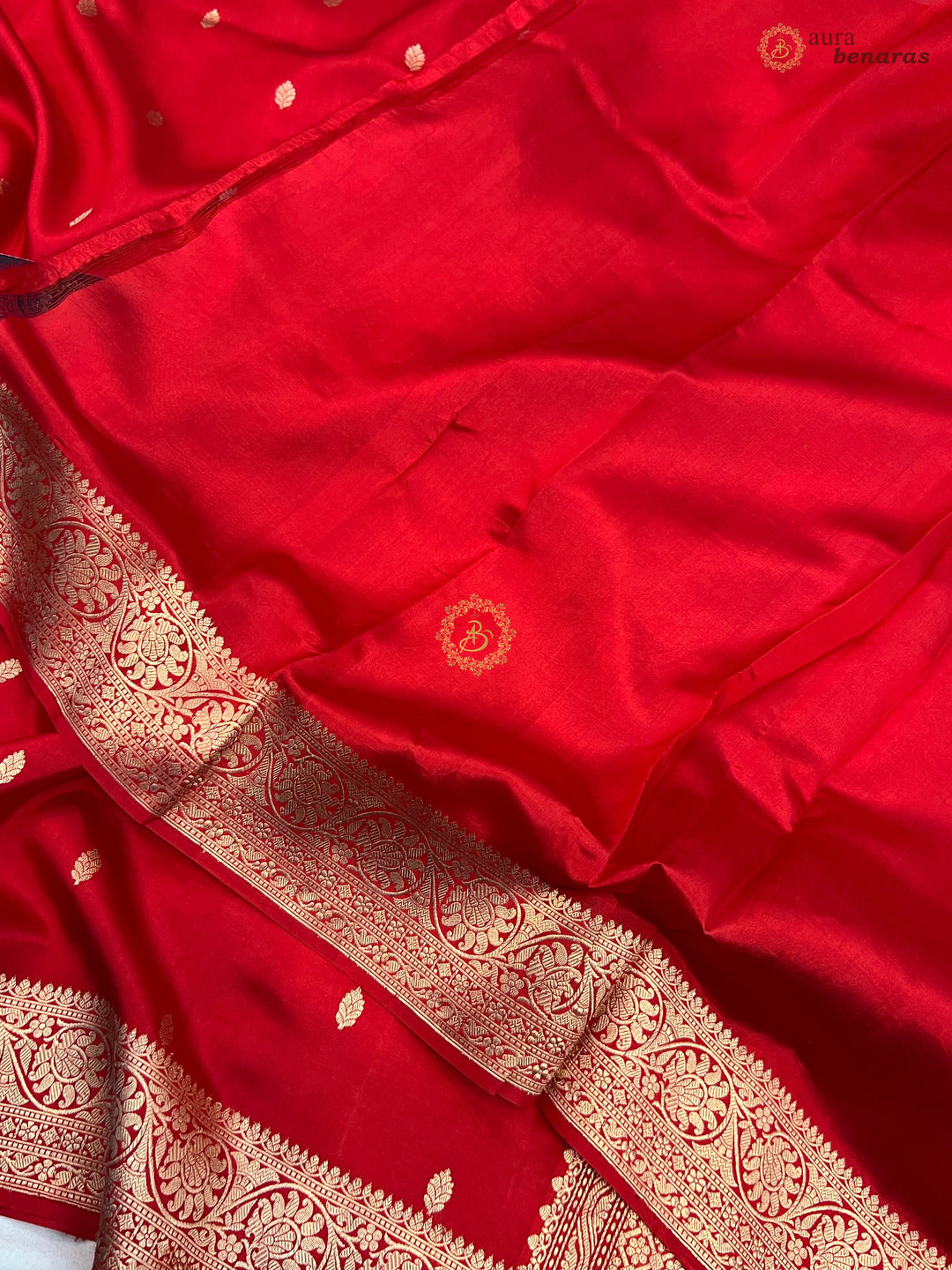 Buy Red Pure Banarasi Handloom Silk Saree Aura Benaras