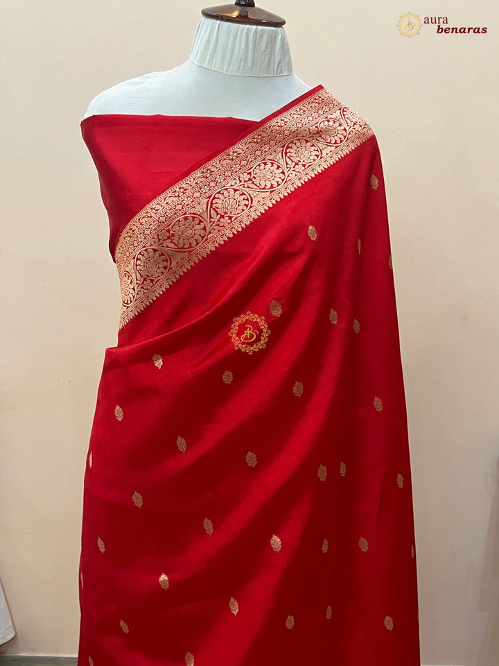 Buy Red Pure Banarasi Handloom Silk Saree Aura Benaras