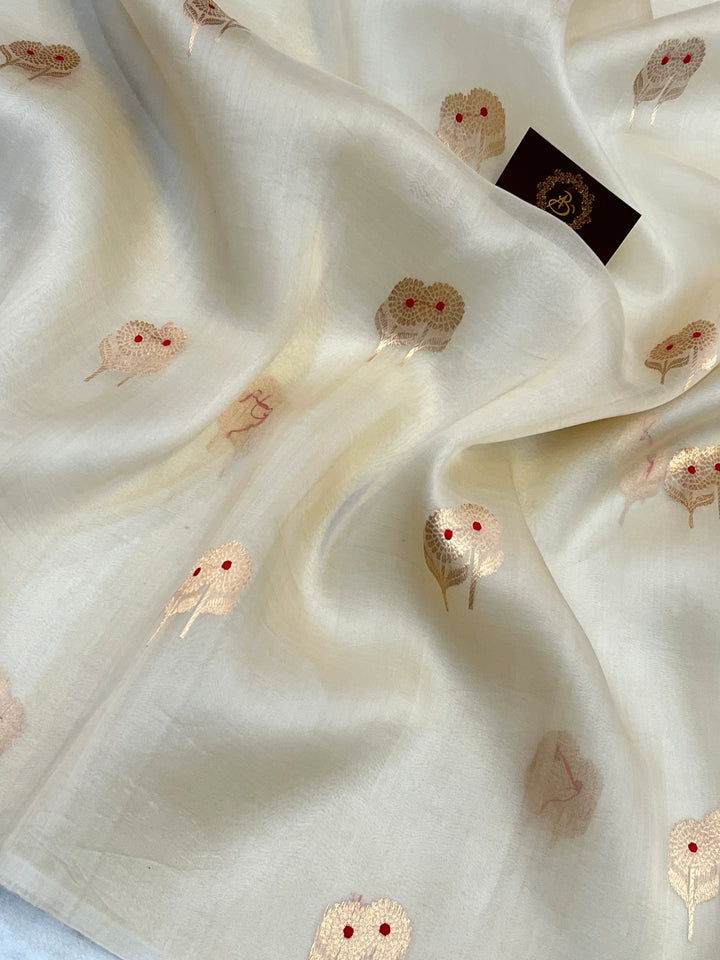 Off White Pure Kora Silk Handloom Banarasi Saree