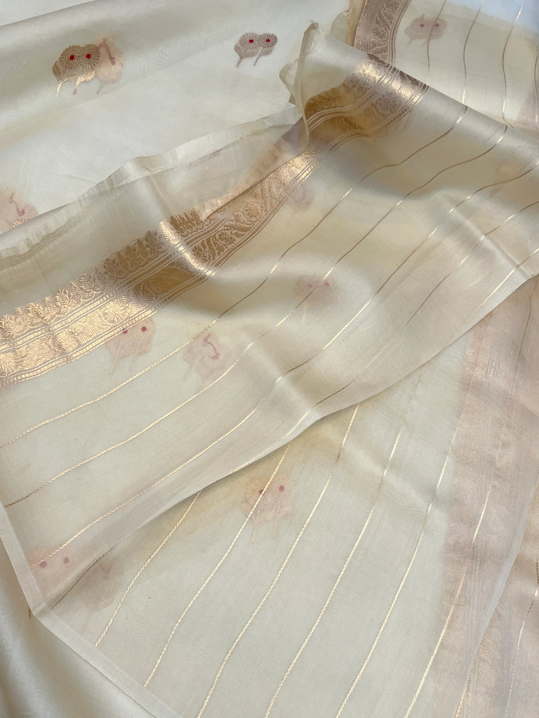 Off White Pure Kora Silk Handloom Banarasi Saree