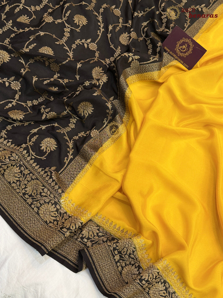 Yellow Pure Crepe Silk Banarasi Saree with Antique Zari Jaal Work