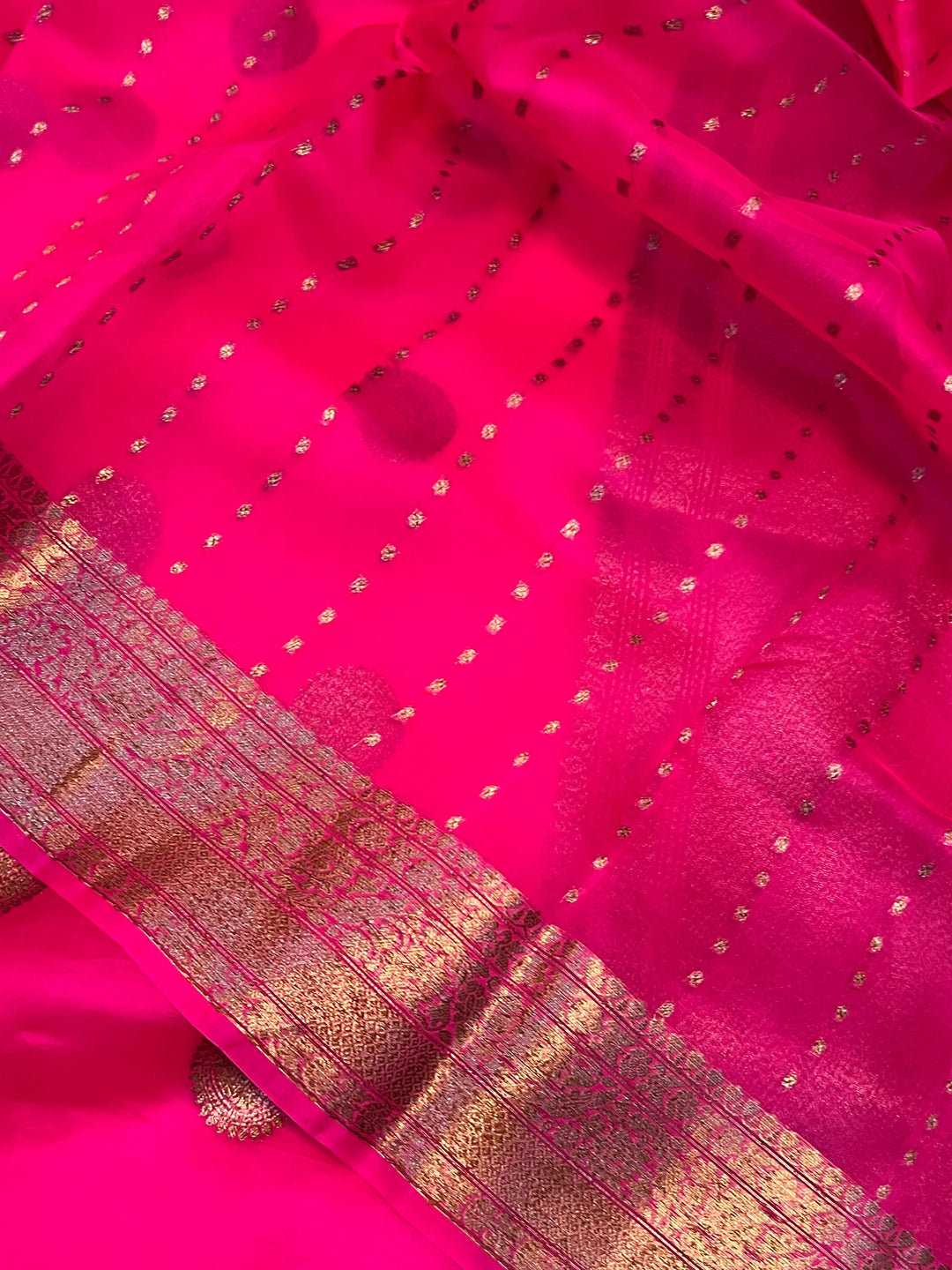 Rani Pure Pure Kora Silk Handloom Banarasi Saree