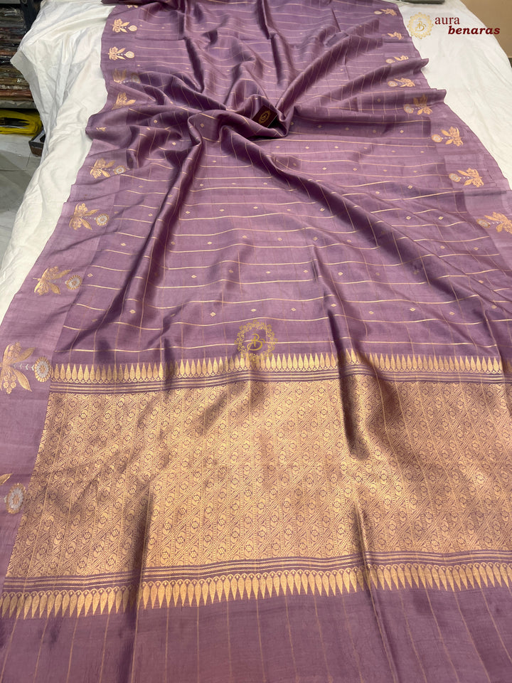  Dusty Lavender Banarasi Silk Saree Zari Checks Kadhwa Border