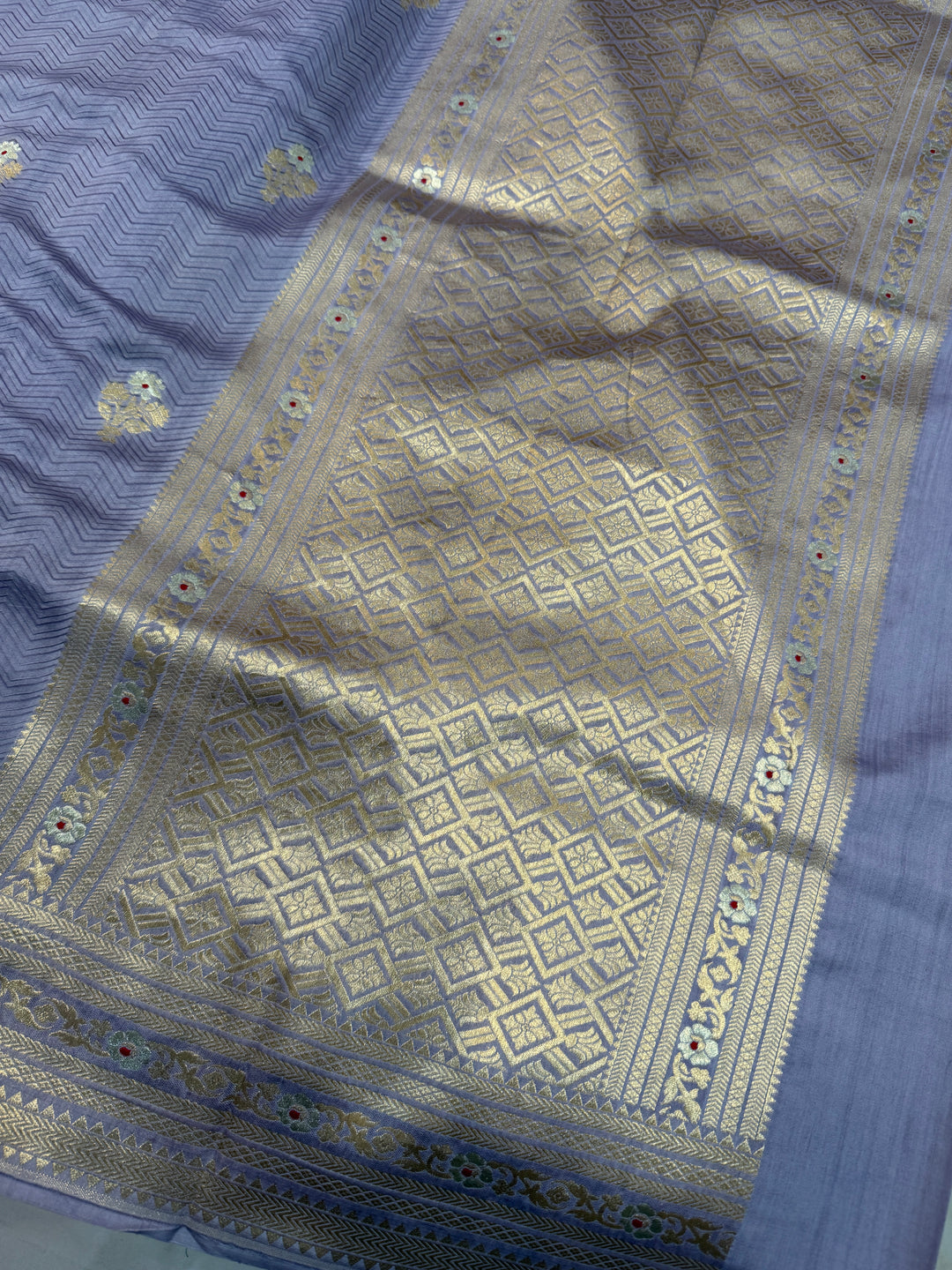Greyish Lavender Pure Chiniya Silk Handloom Banarasi Saree