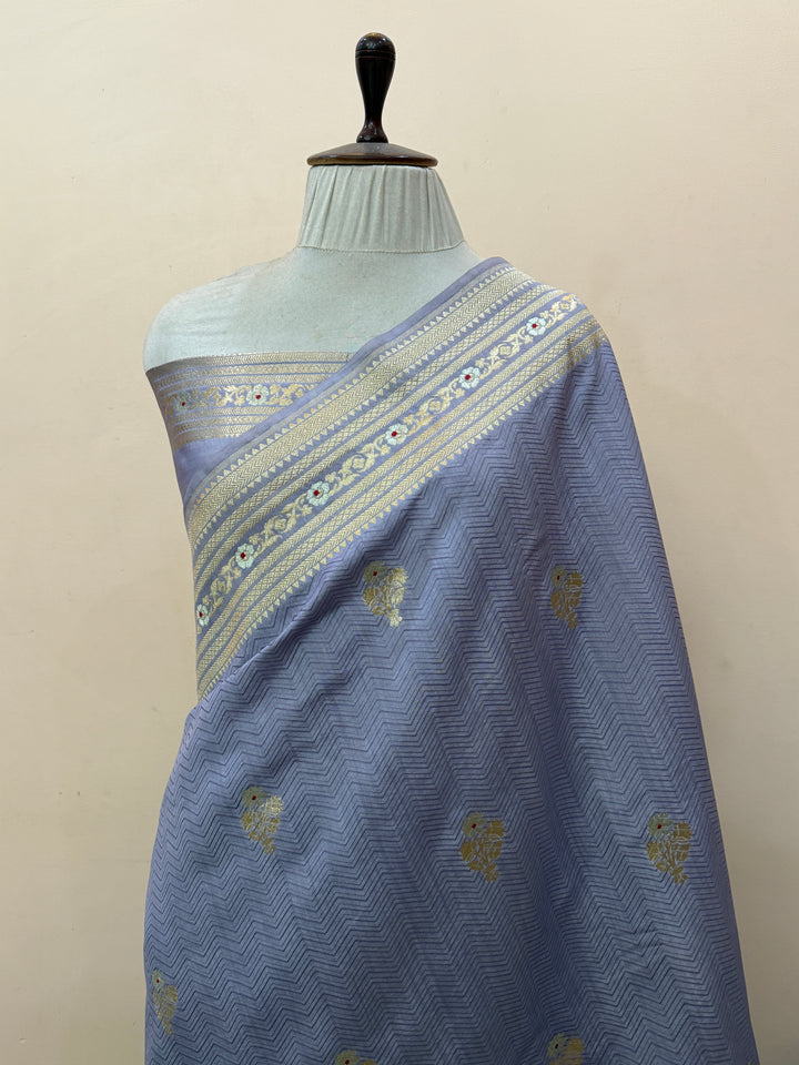 Greyish Lavender Pure Chiniya Silk Handloom Banarasi Saree