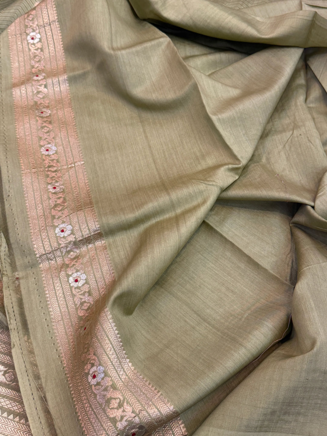 Olive Green Pure Chiniya Silk Handloom Banarasi Saree