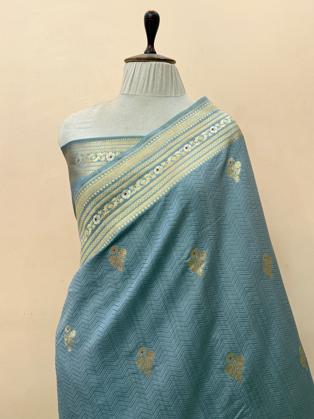Grey Pure Chiniya Silk Handloom Banarasi Saree