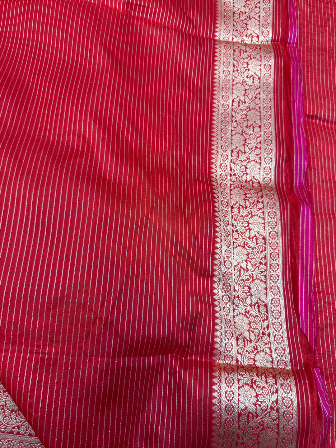 Buy Red Rangkaat Banarasi Katan Silk Saree - AuraBenaras