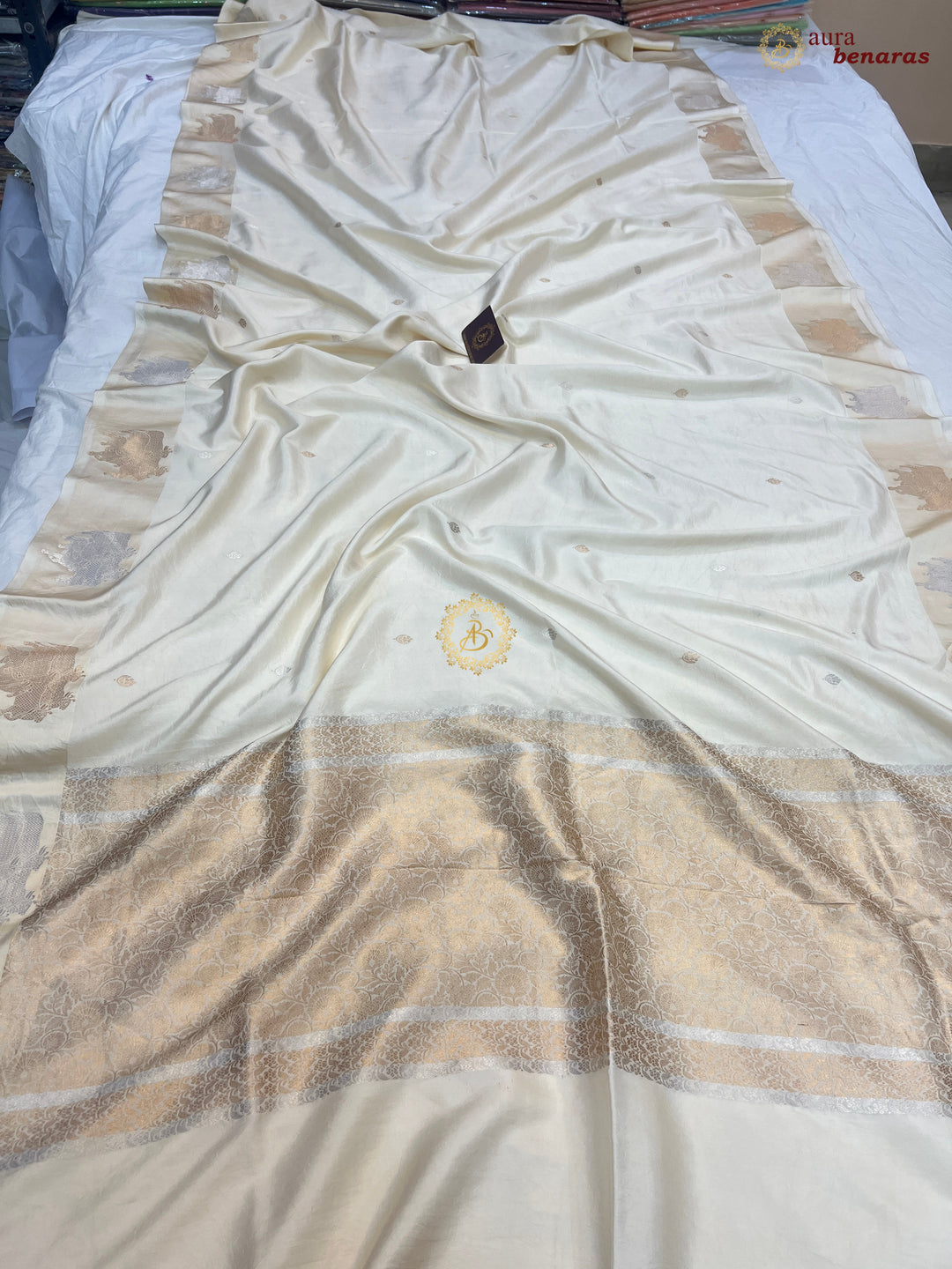  Off White Pure Katan Silk Banarasi Saree Kadhwa Cow Motifs