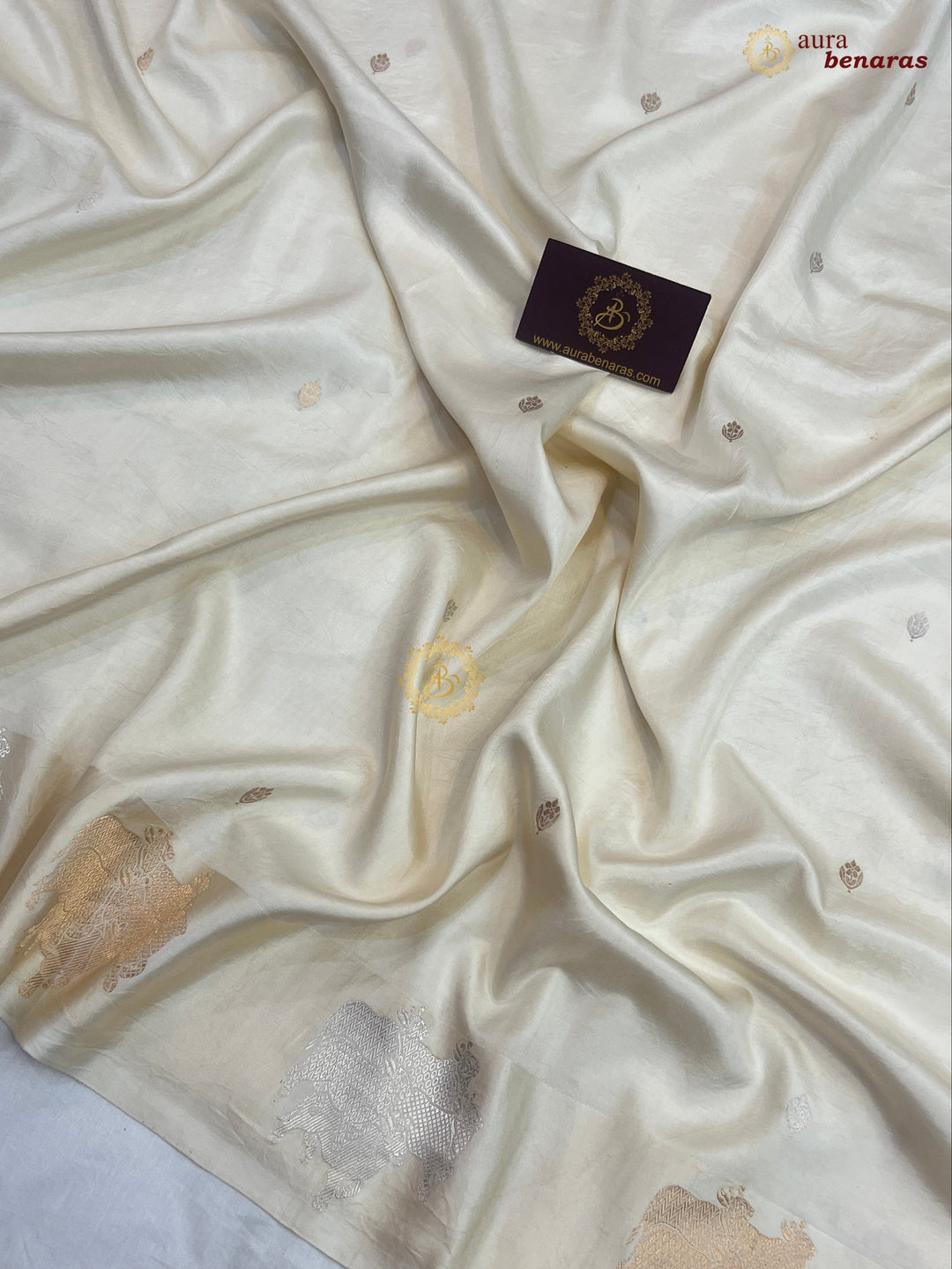  Off White Pure Katan Silk Banarasi Saree Kadhwa Cow Motifs