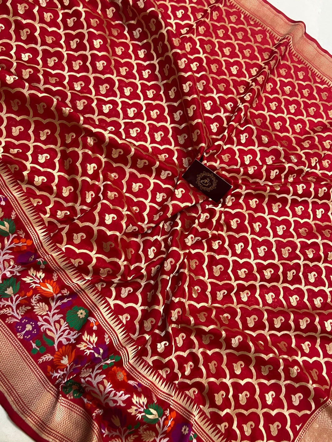 Red Pure Banarasi Handloom Katan Silk Saree - Aura Benaras