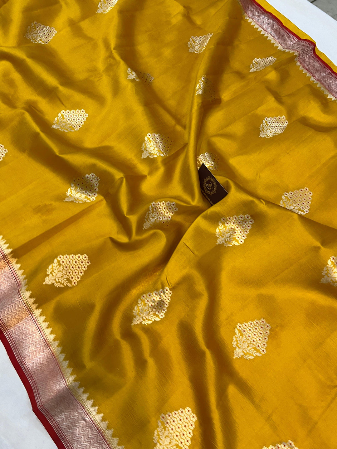 Mustard Yellow Pure Banarasi Handloom Silk Saree - Aura Benaras