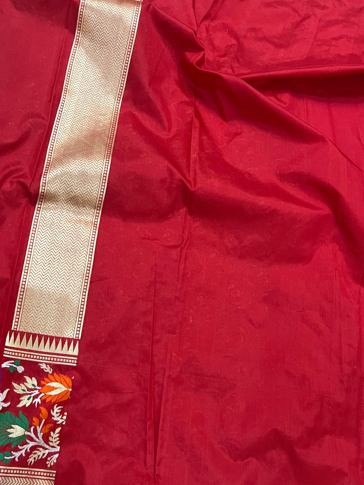 Red Pure Banarasi Handloom Katan Silk Saree - Aura Benaras